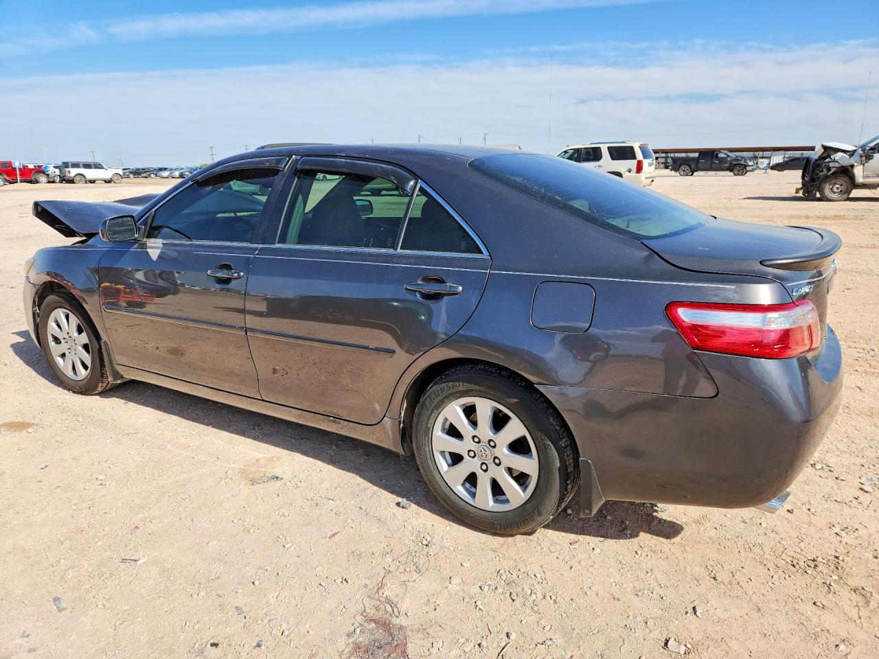 Toyota Camry Xle V6