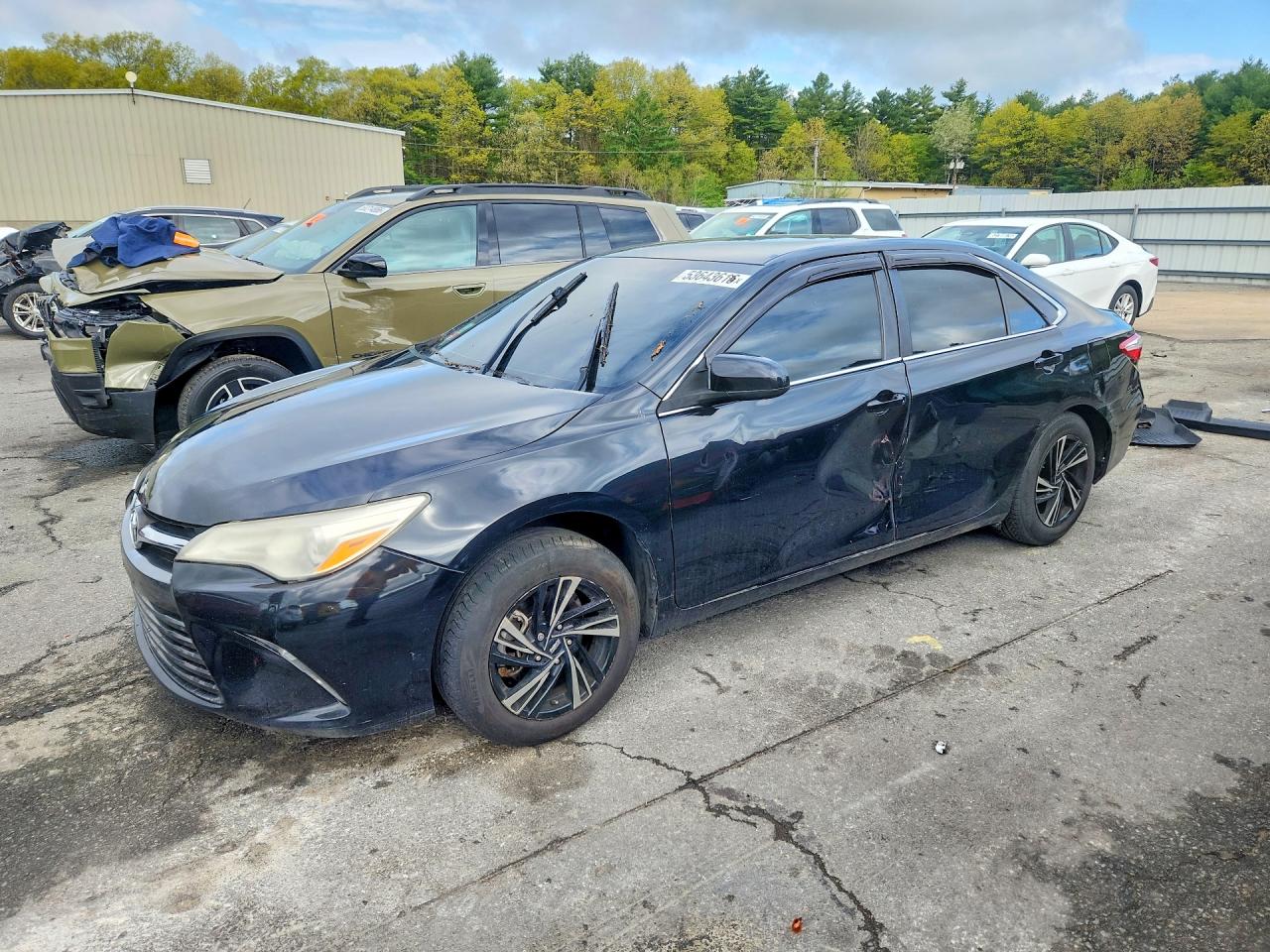 Salvage Toyota Camry Image