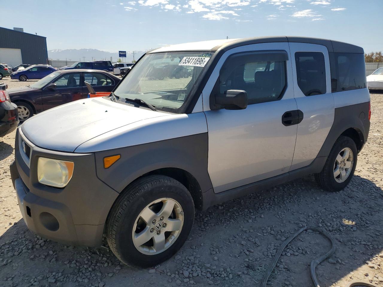 Salvage Honda Element Image