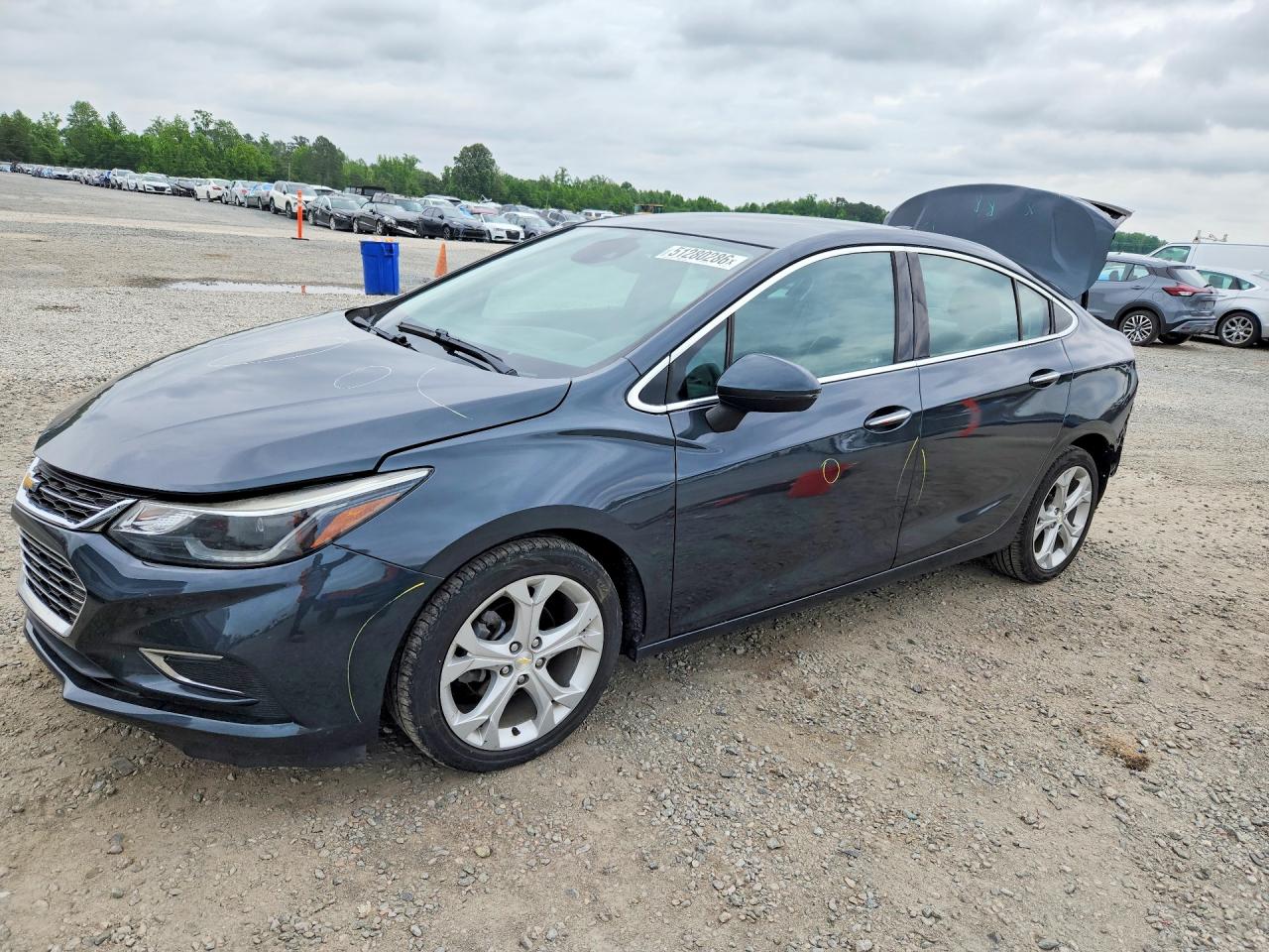 Salvage Chevrolet Cruze Image