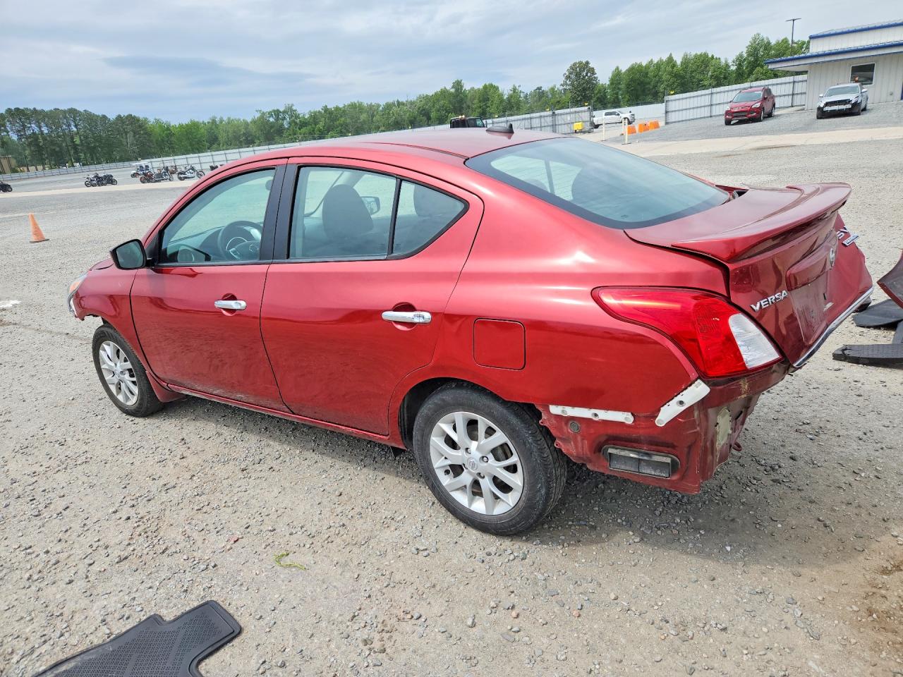 Nissan Versa 1.6 S