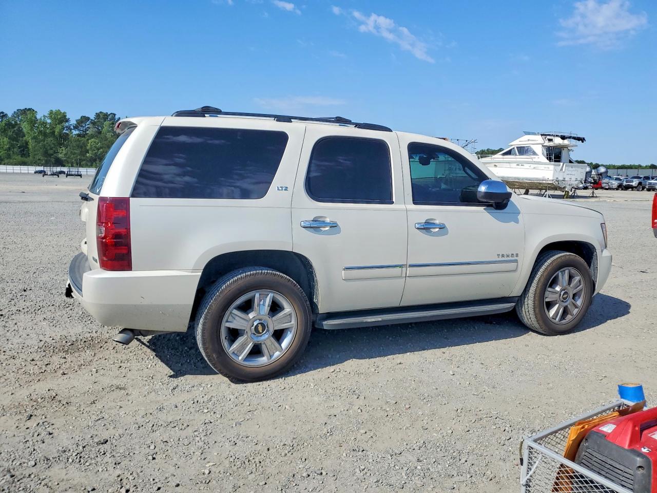 Chevrolet Tahoe C1500 Ltz