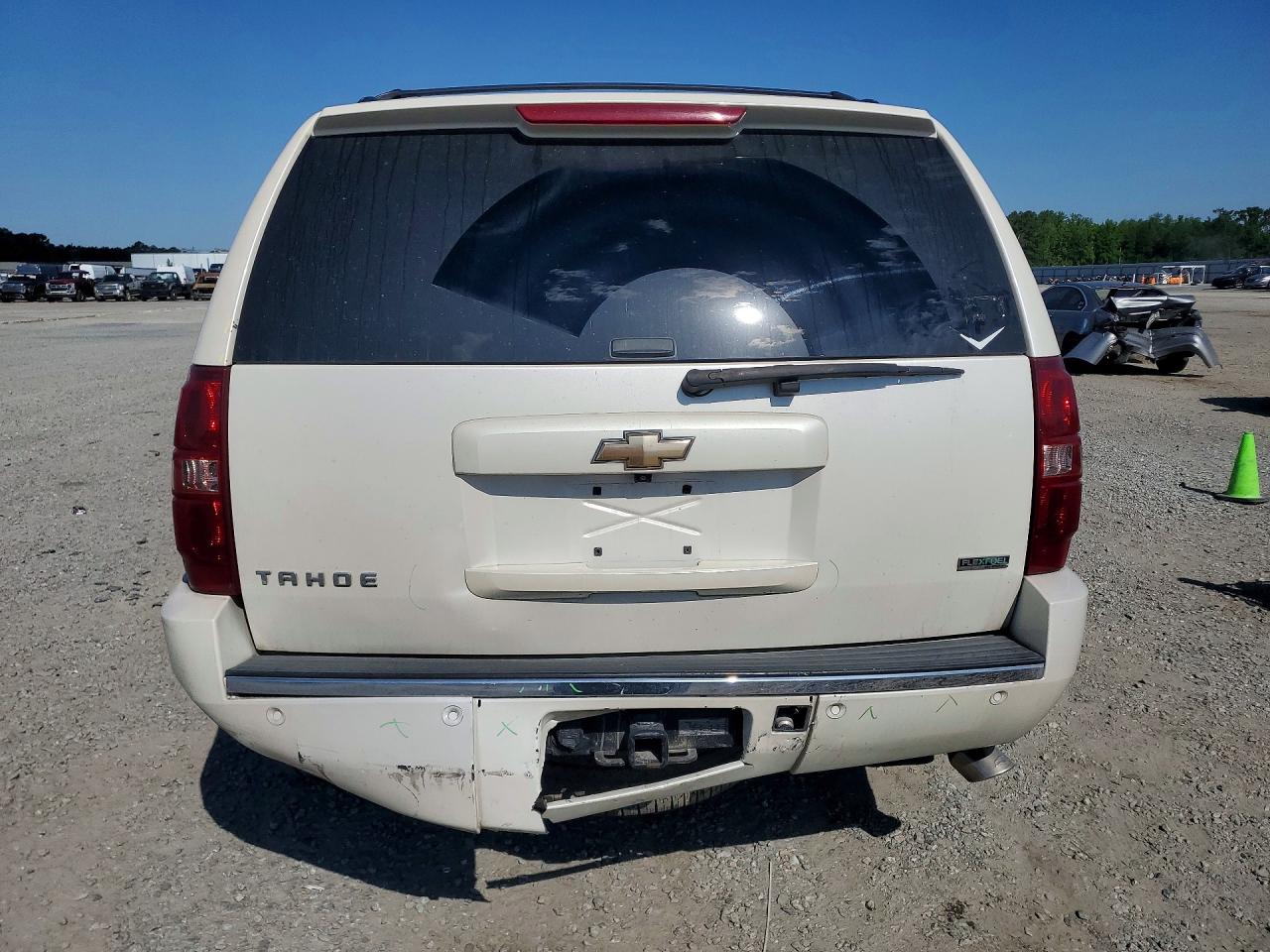 Chevrolet Tahoe C1500 Ltz