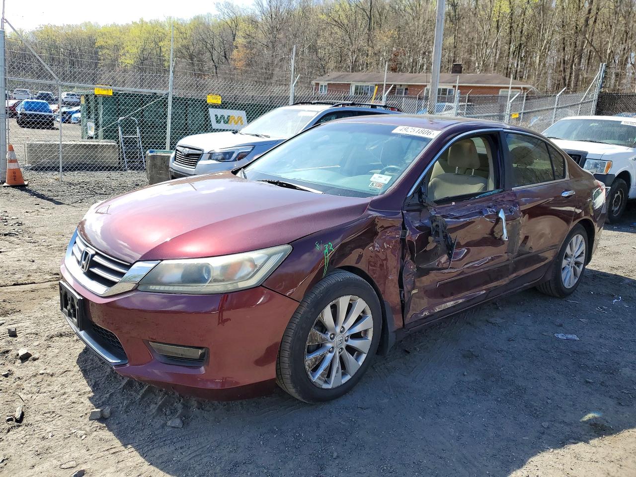Salvage Honda Accord Image