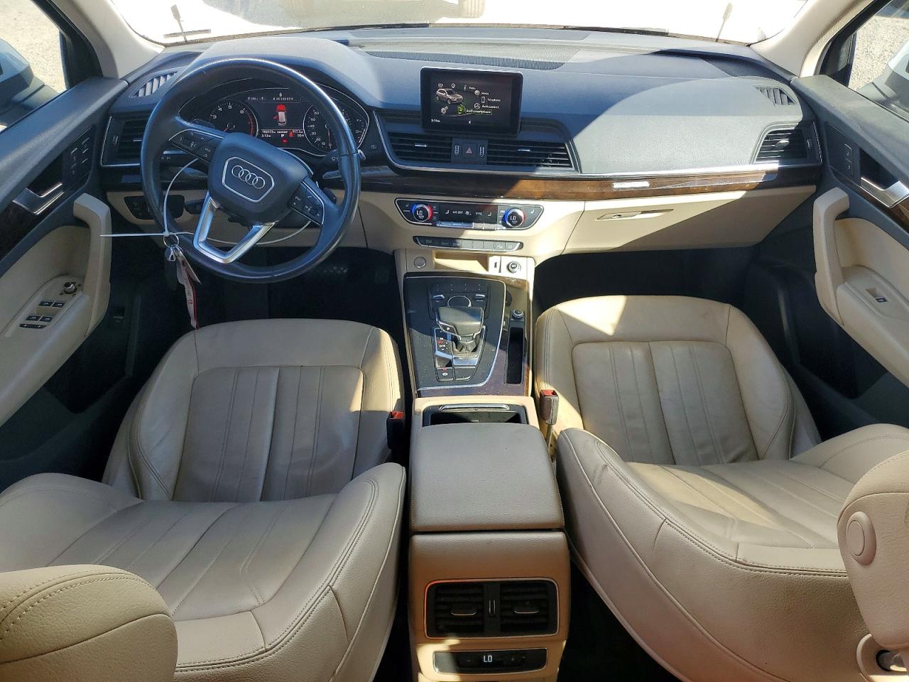 Audi Q5 Premium