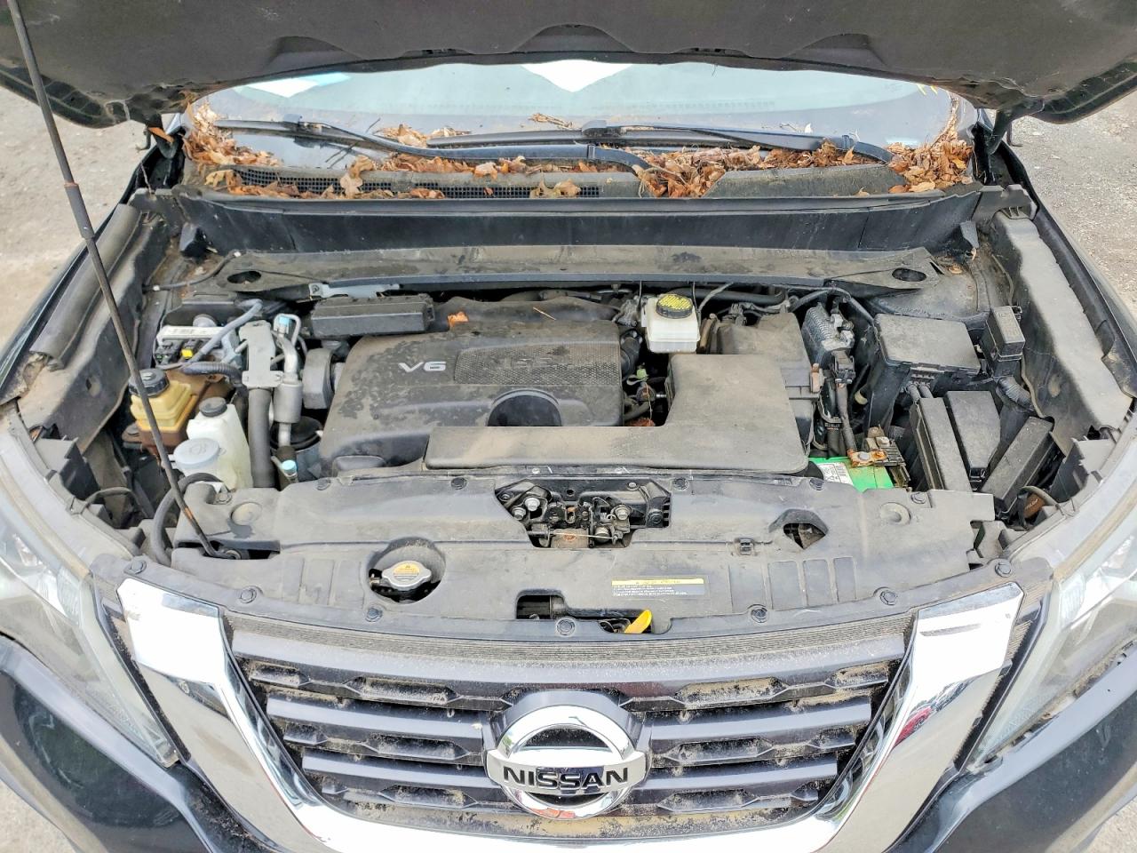 Nissan Pathfinder S