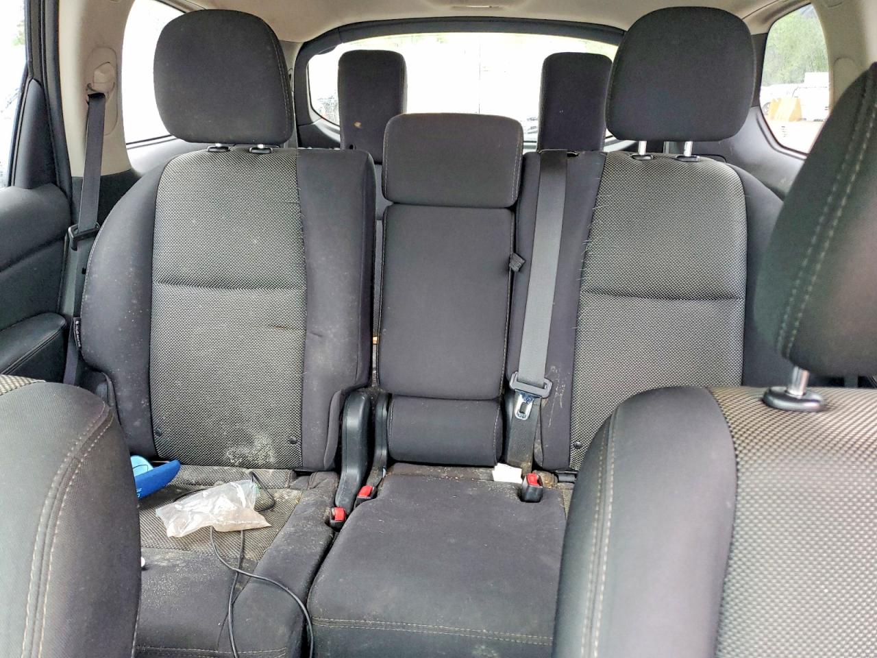 Nissan Pathfinder S