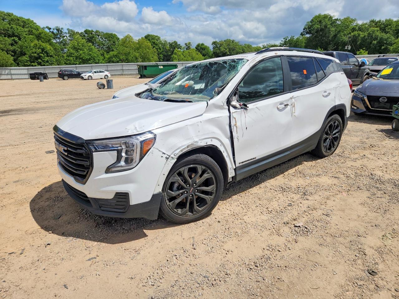 Salvage GMC Terrain Image