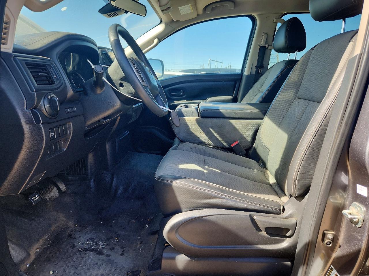Nissan Titan S