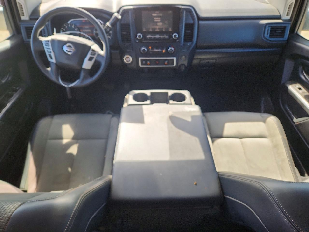 Nissan Titan S