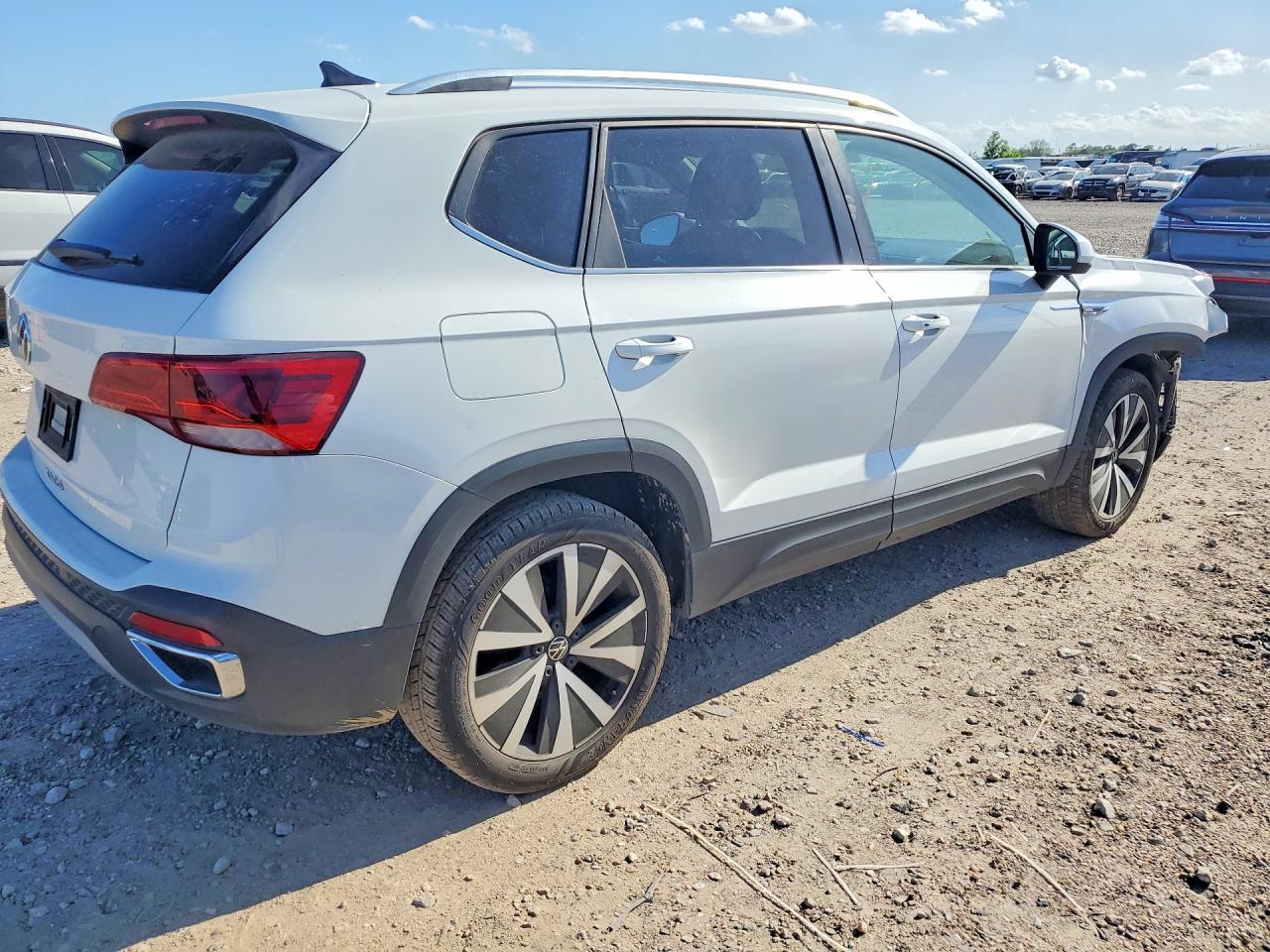 Volkswagen Taos Se