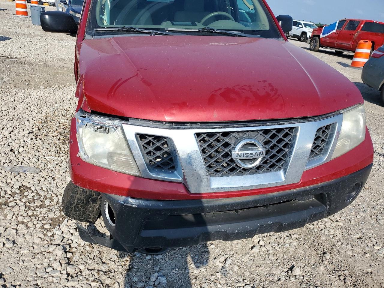 Nissan Frontier Se V6
