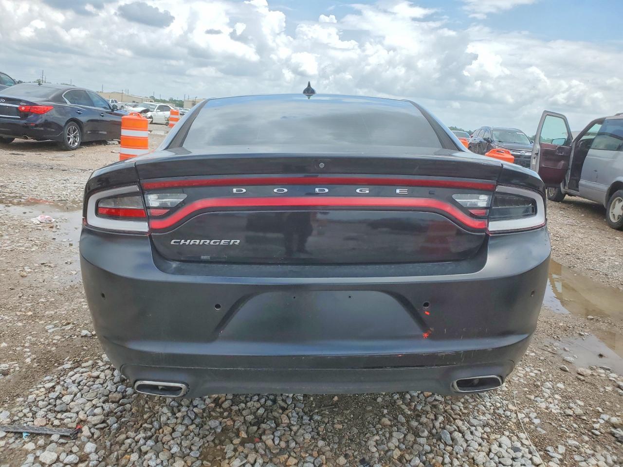 Dodge Charger R