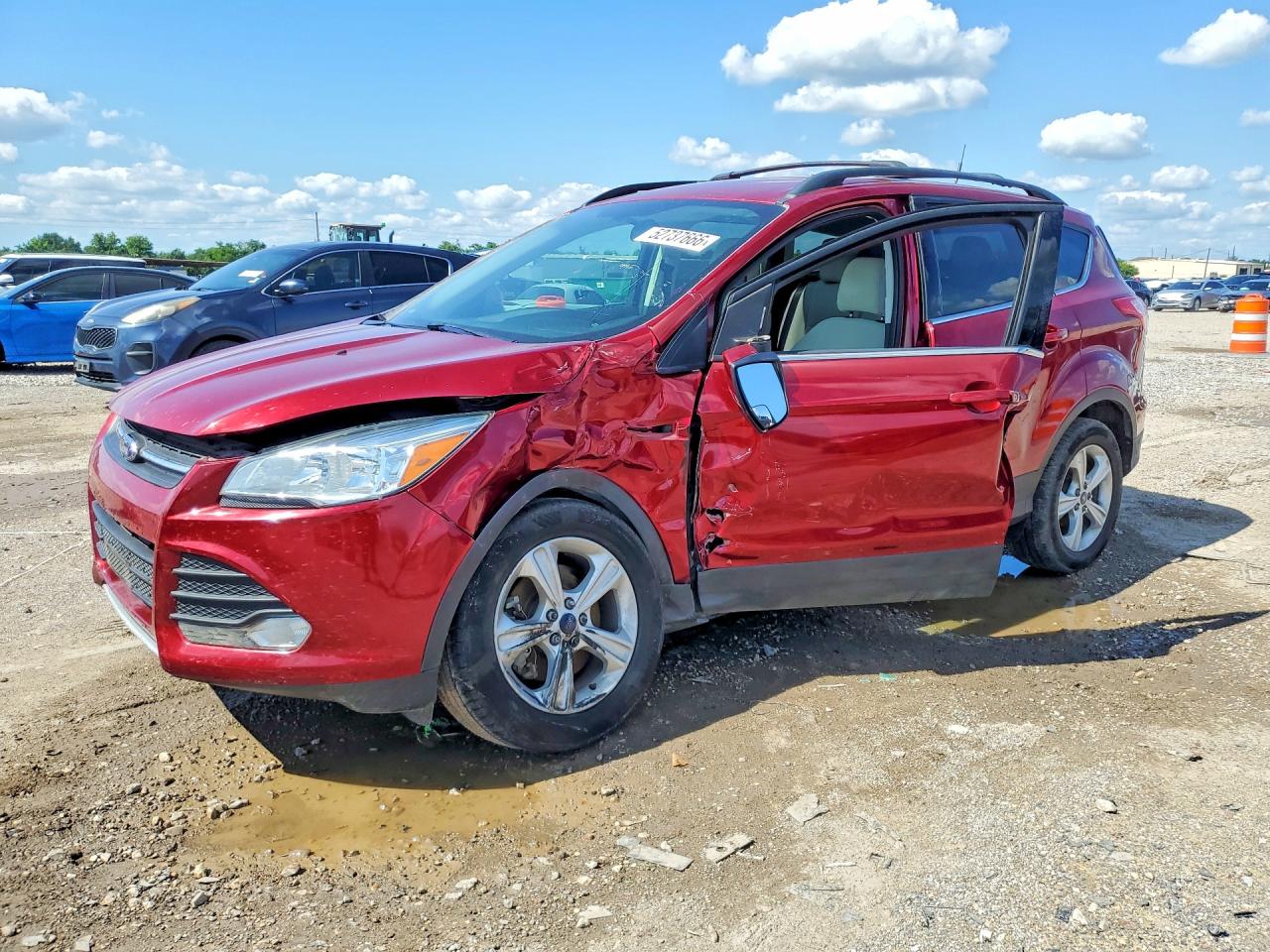 Salvage Ford Escape Image