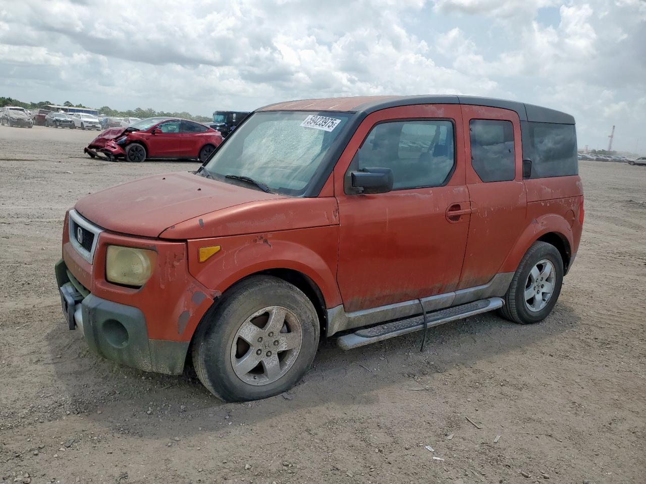 Salvage Honda Element Image