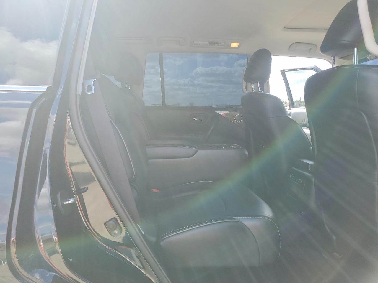 INFINITI Qx Base