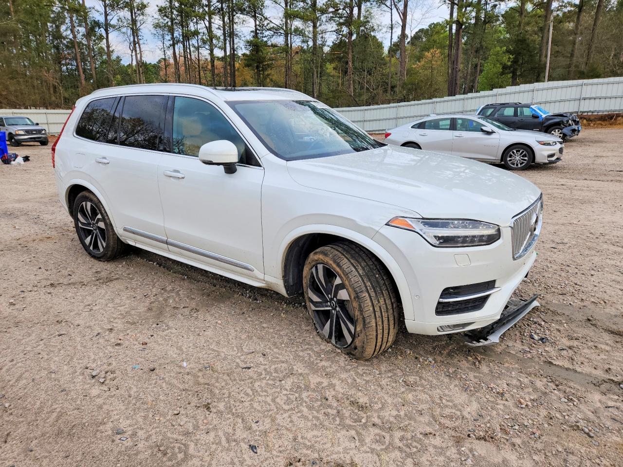 Volvo XC90 T6