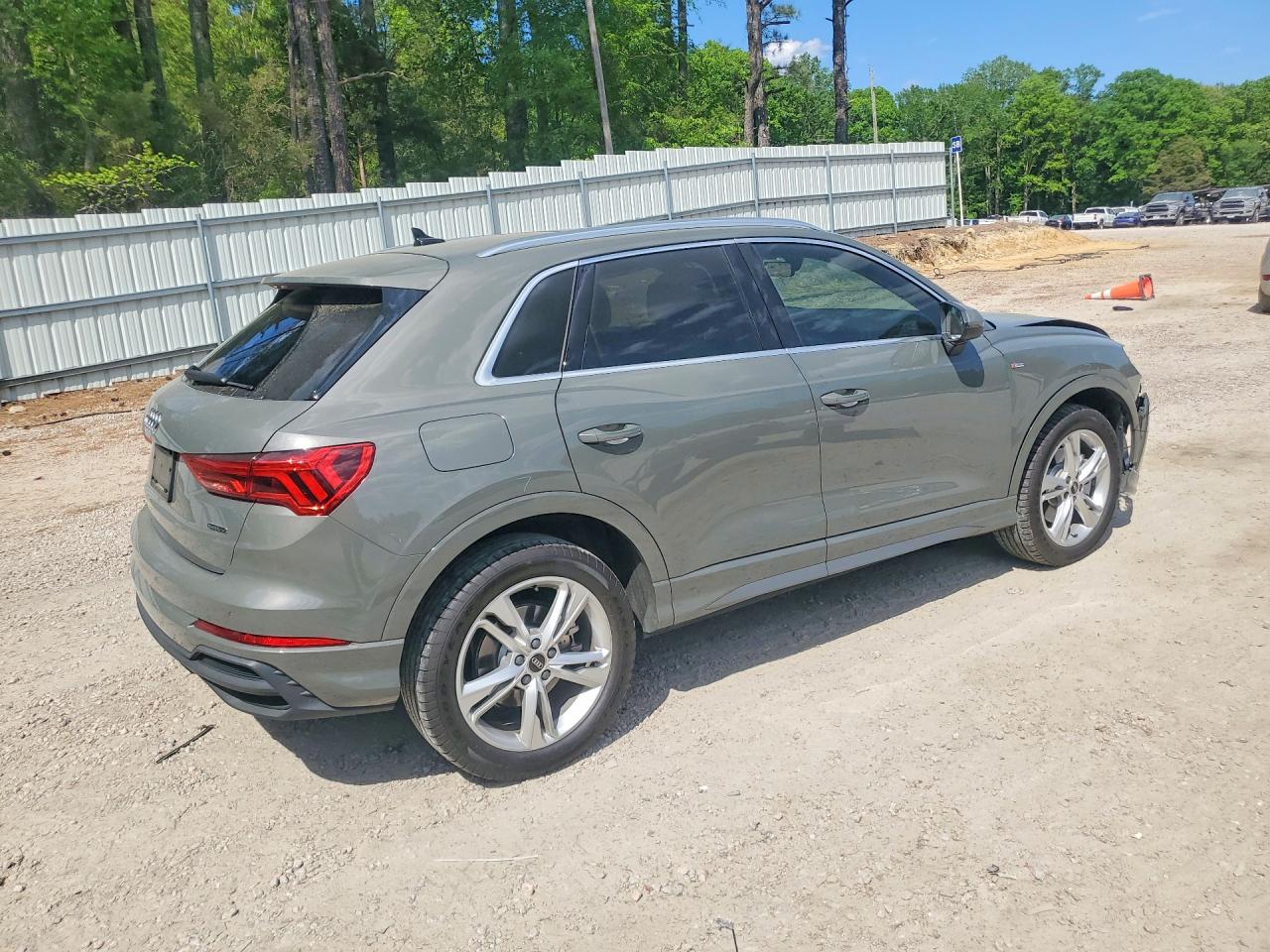 Audi Q3 Premium Plus S Line 45