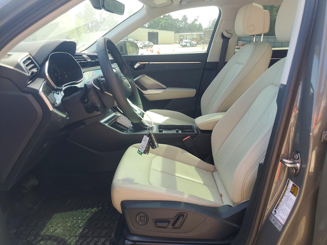Audi Q3 Premium Plus S Line 45