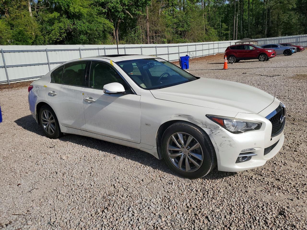 INFINITI Q50 2.0t P 2.0t Premium