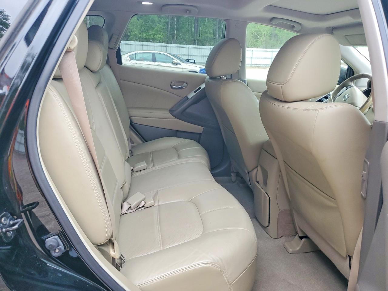 Nissan Murano S
