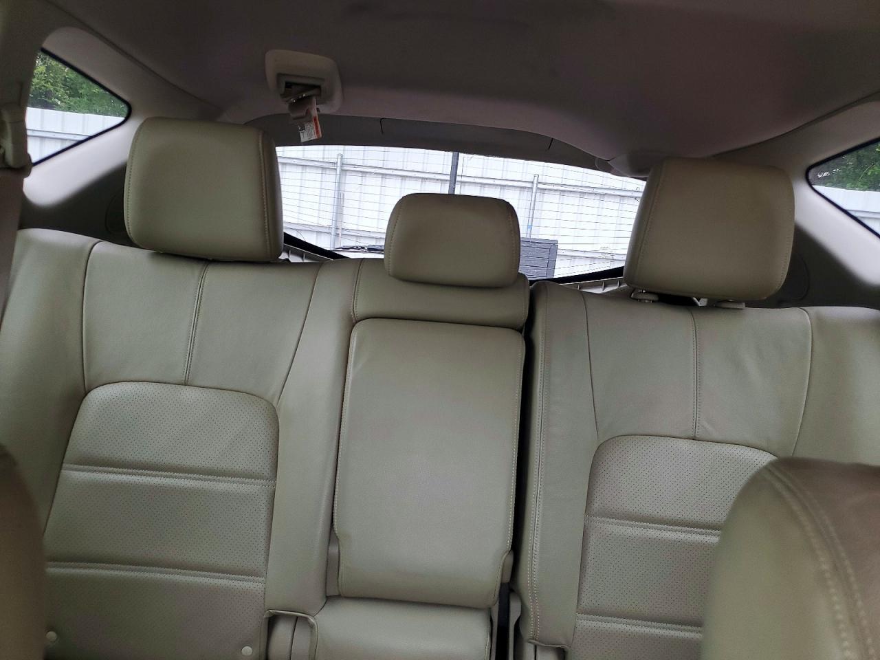 Nissan Murano S