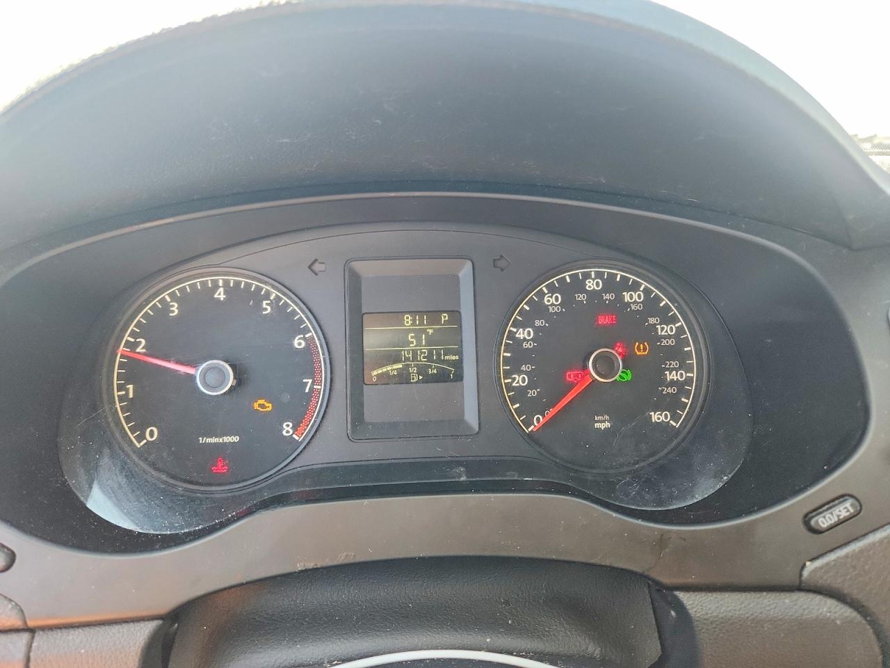 Volkswagen Jetta Base