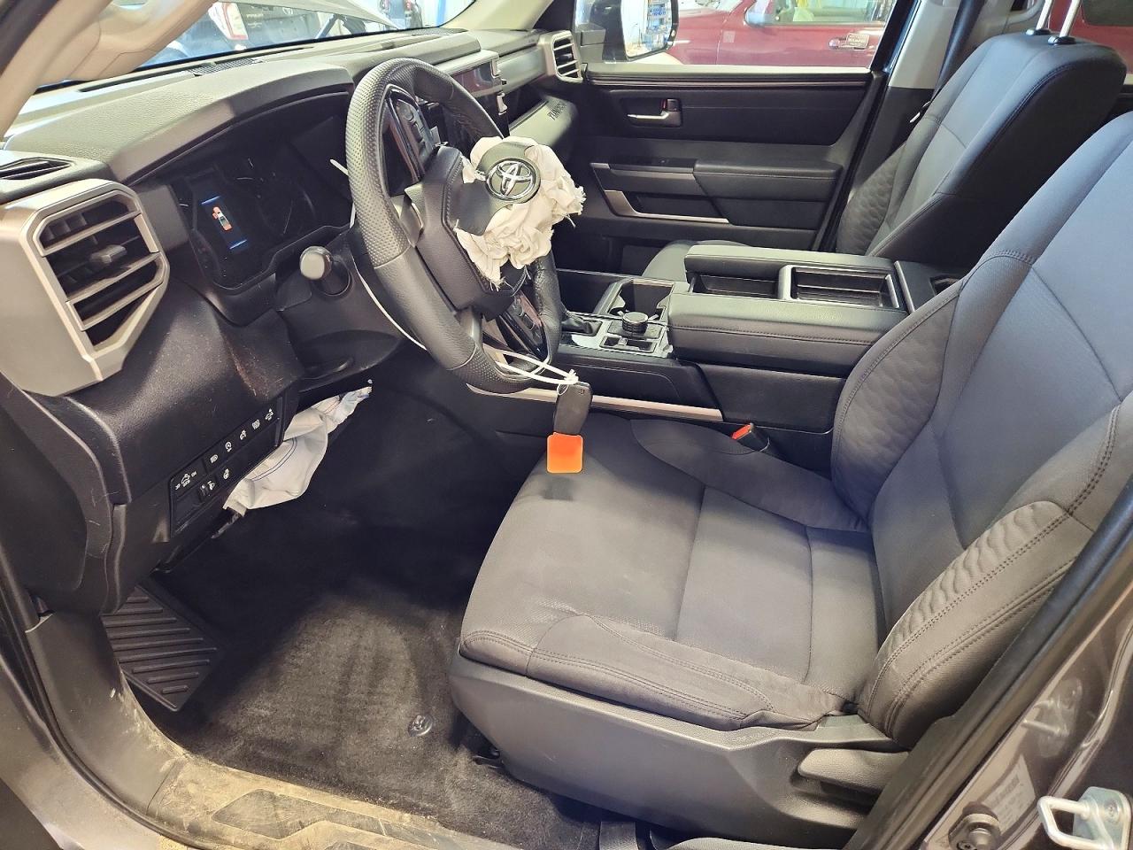 Toyota Tundra Sr5