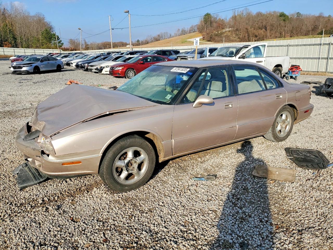 Salvage Oldsmobile 88 Image