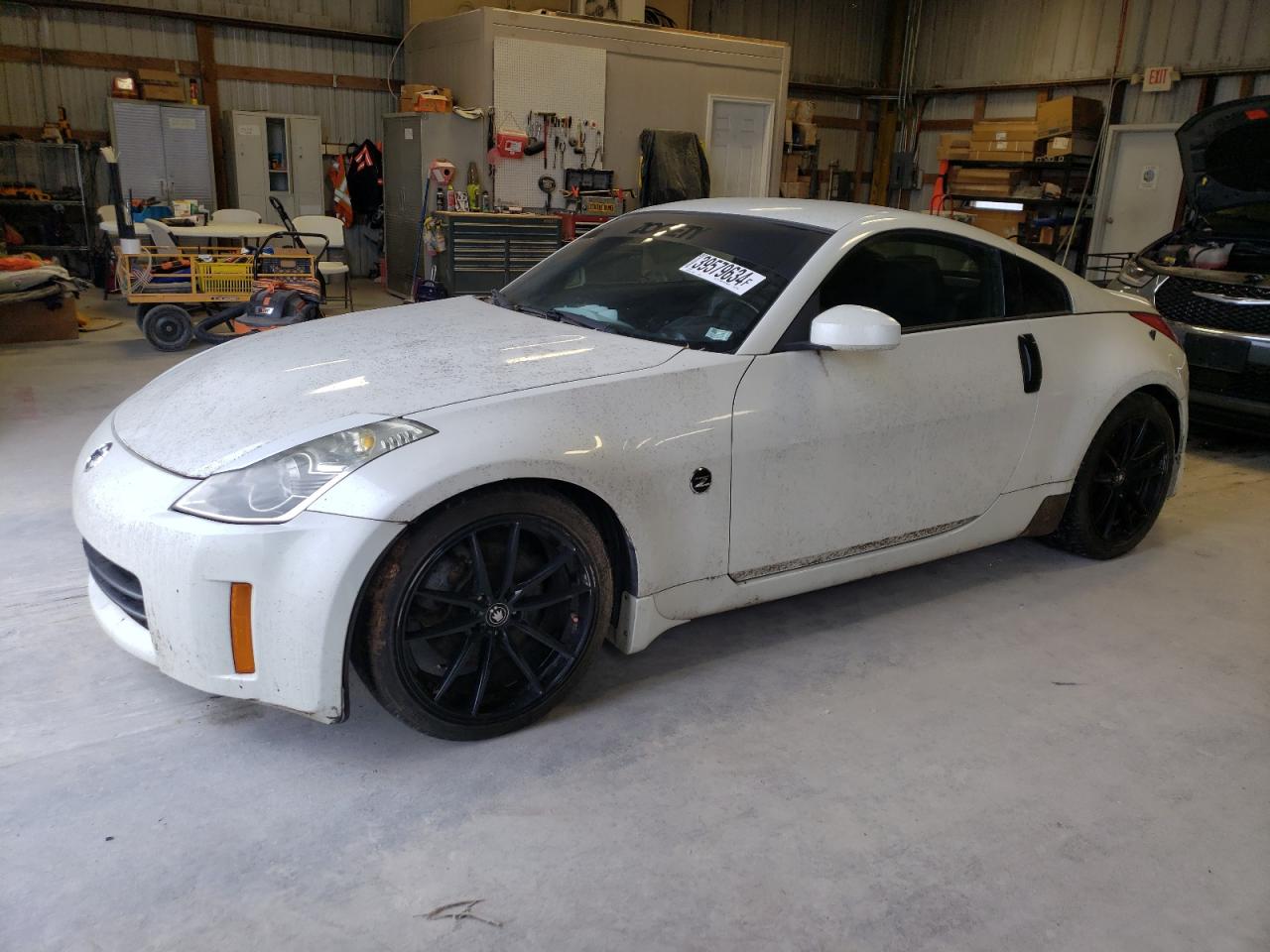 Salvage Nissan 350Z Image