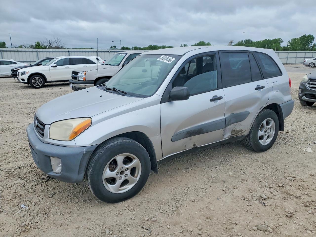 Salvage Toyota RAV4 Image