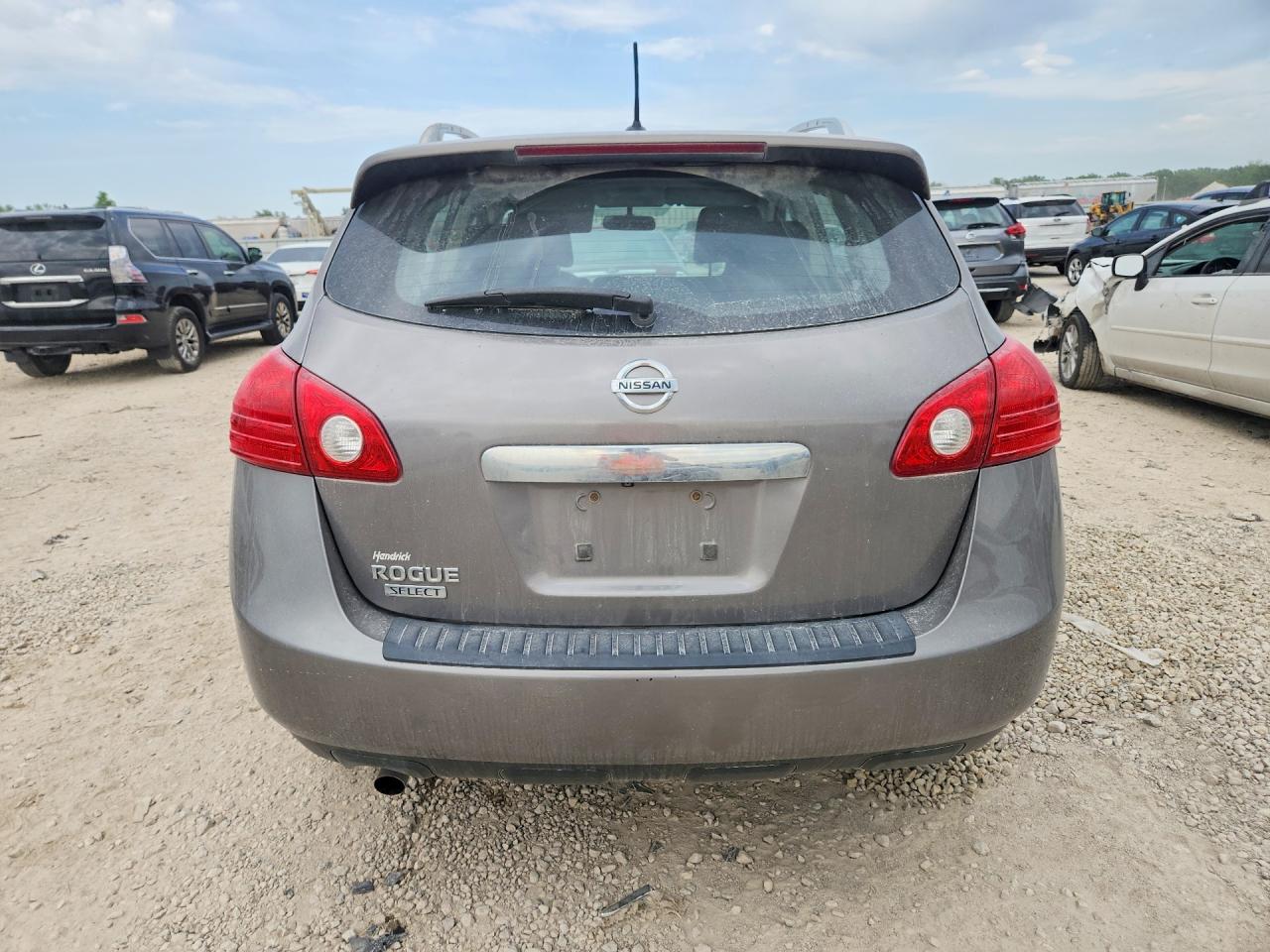 Nissan Rogue S
