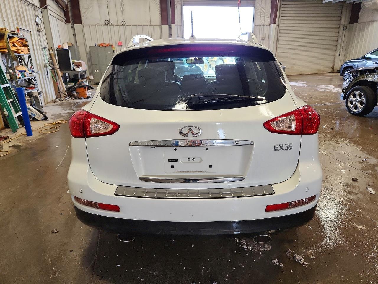 INFINITI Ex Base