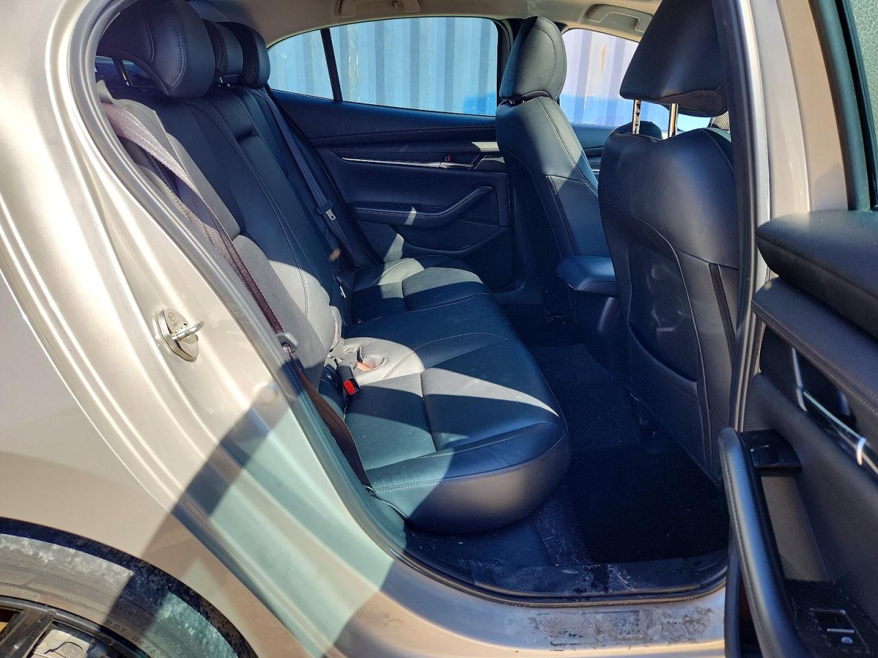 Mazda 3 Preferred