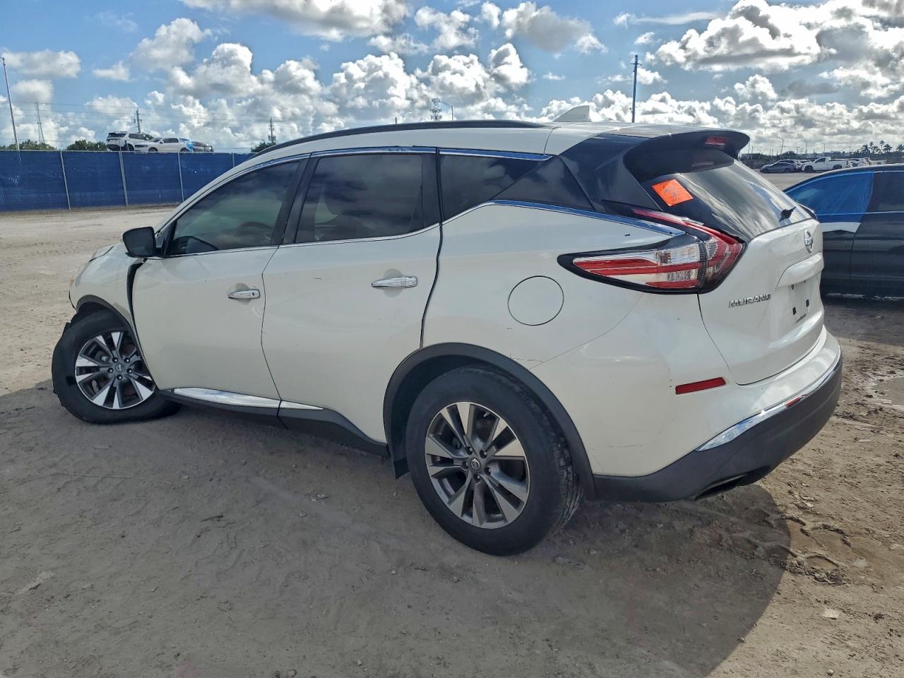 Nissan Murano S
