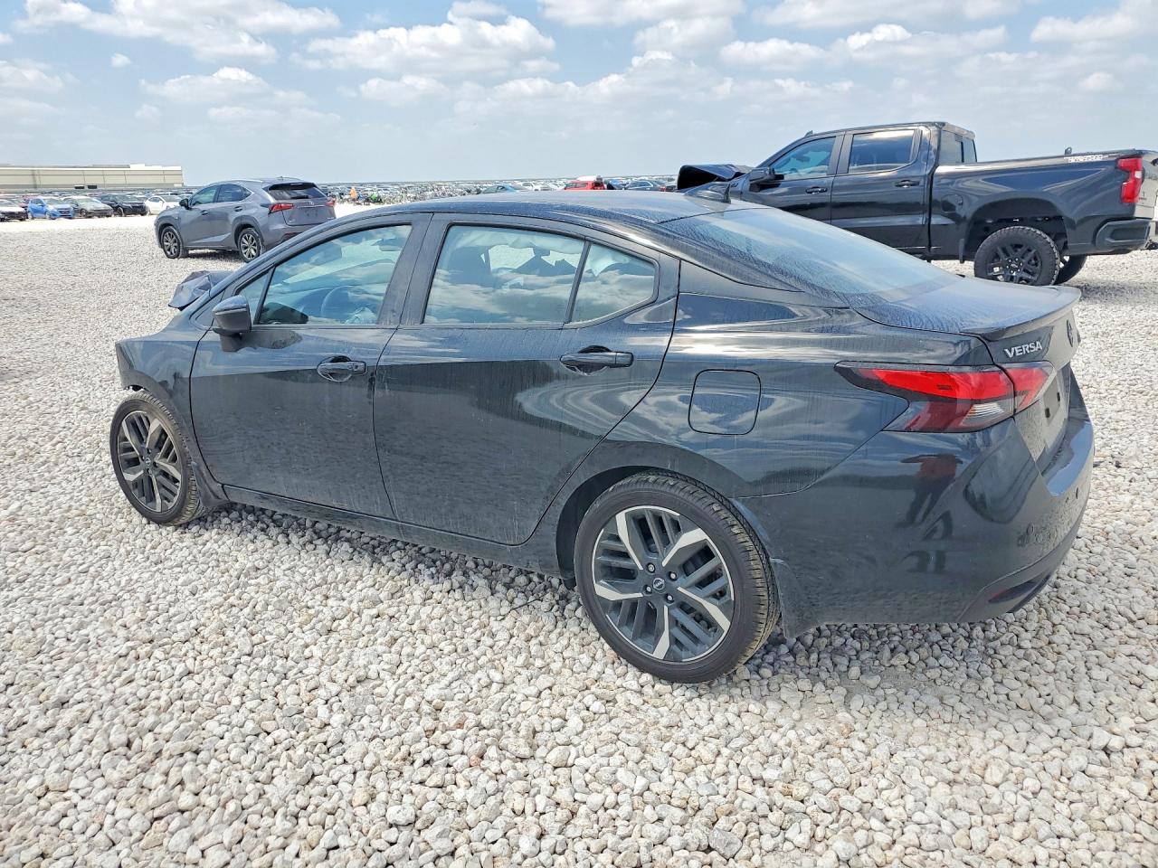 Nissan Versa Sr