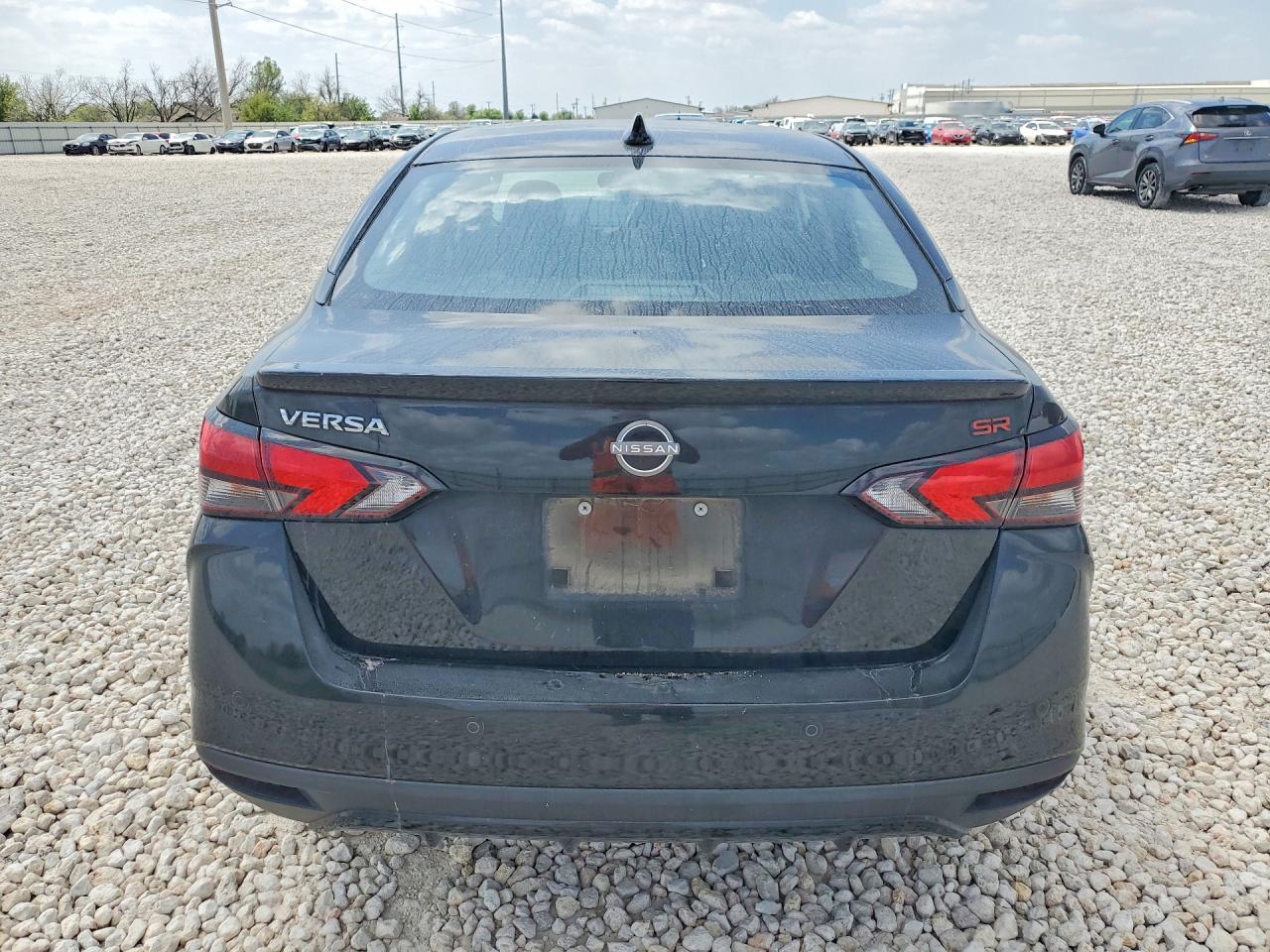 Nissan Versa Sr
