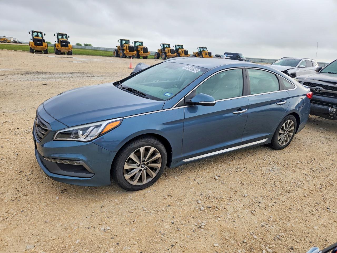 Salvage Hyundai SONATA Image