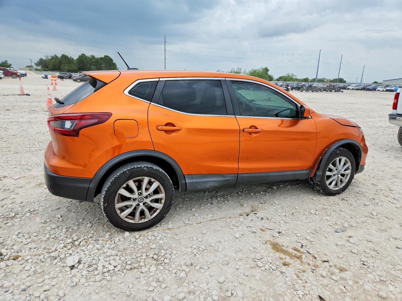 Nissan Rogue S