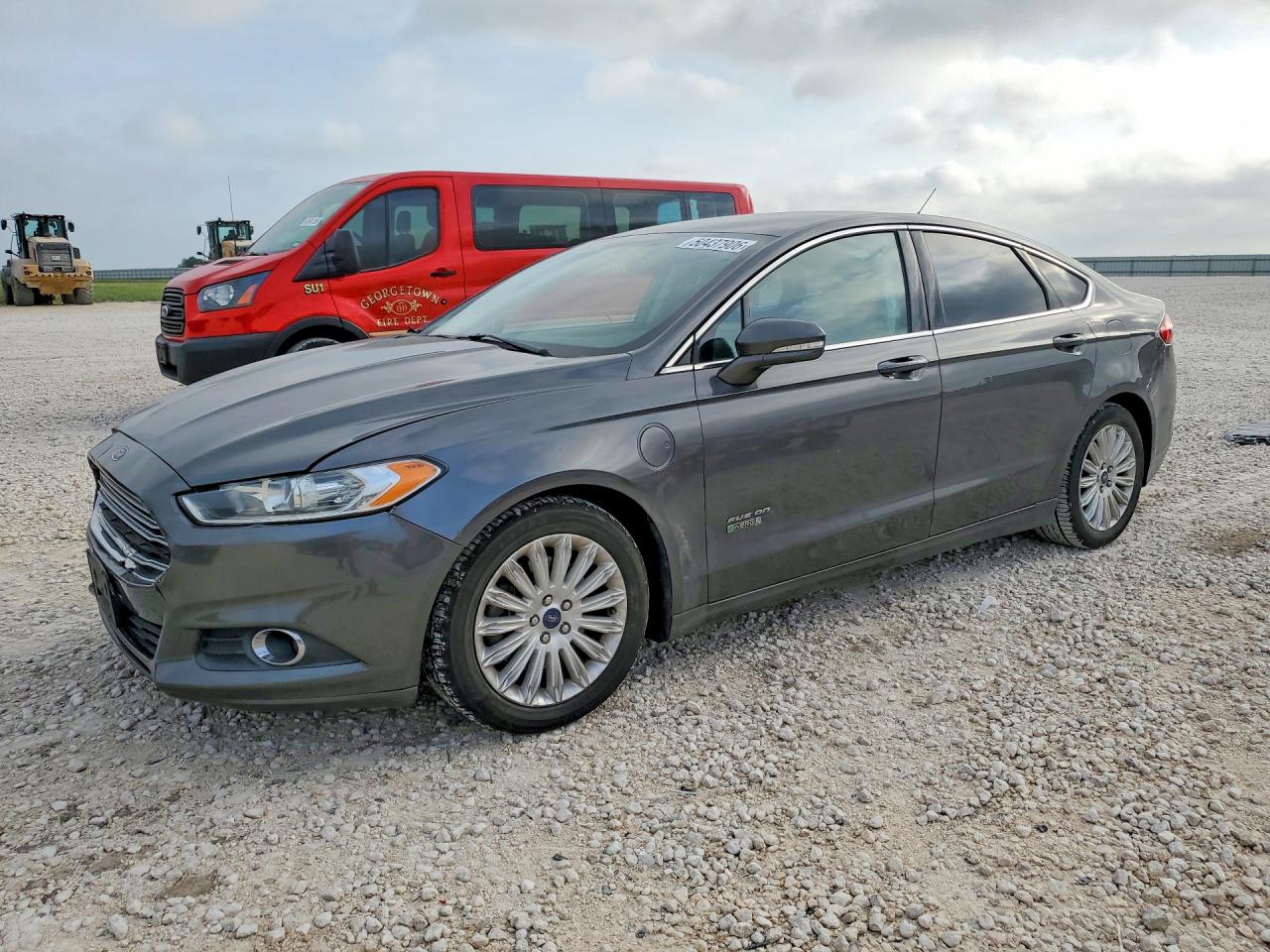 Salvage Ford Fusion Image