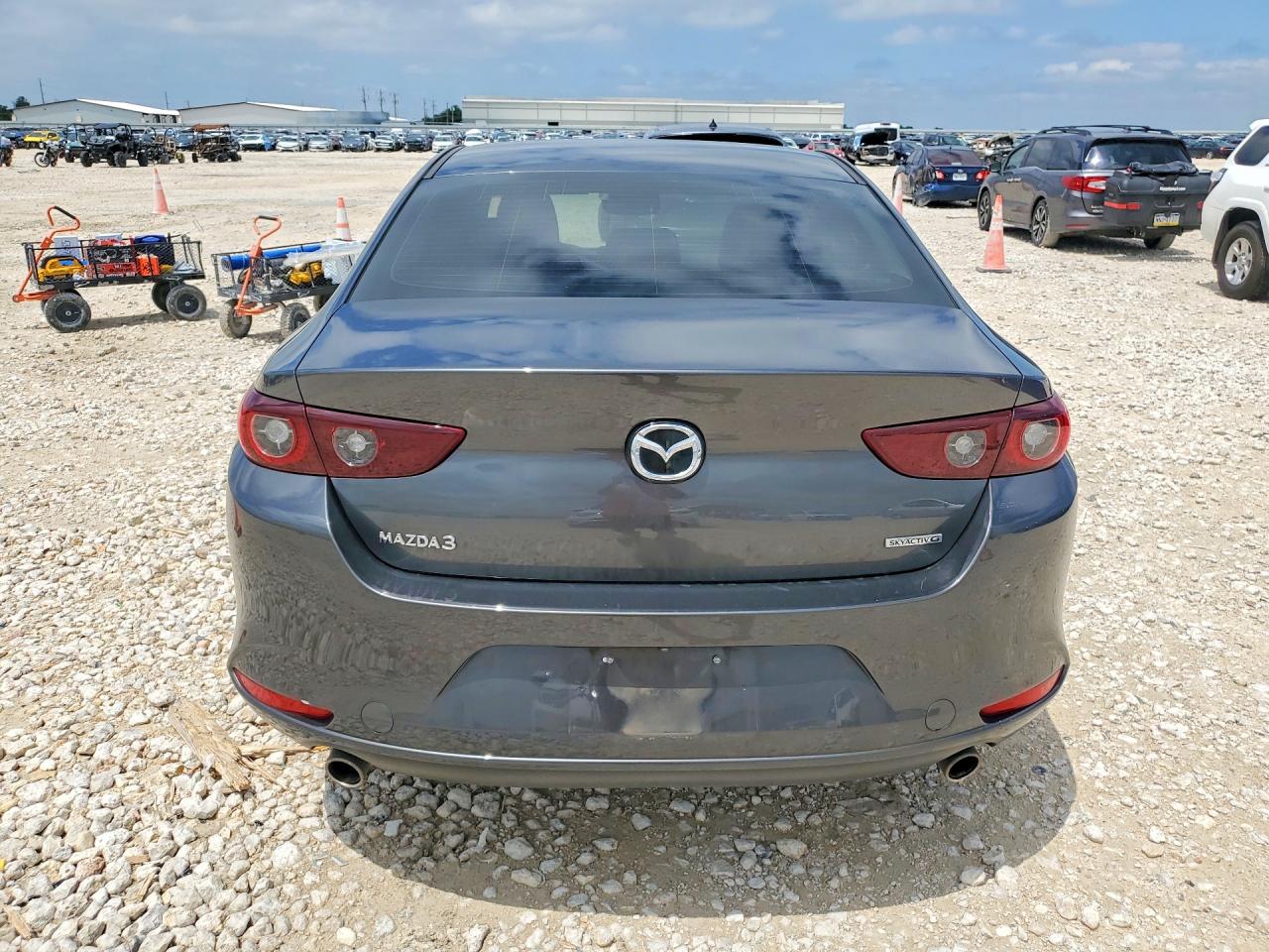 Mazda 3 Preferred