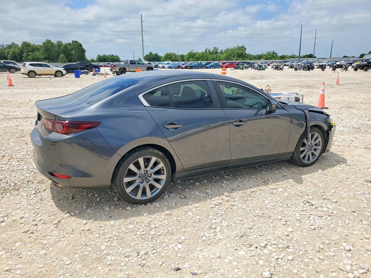 Mazda 3 Preferred