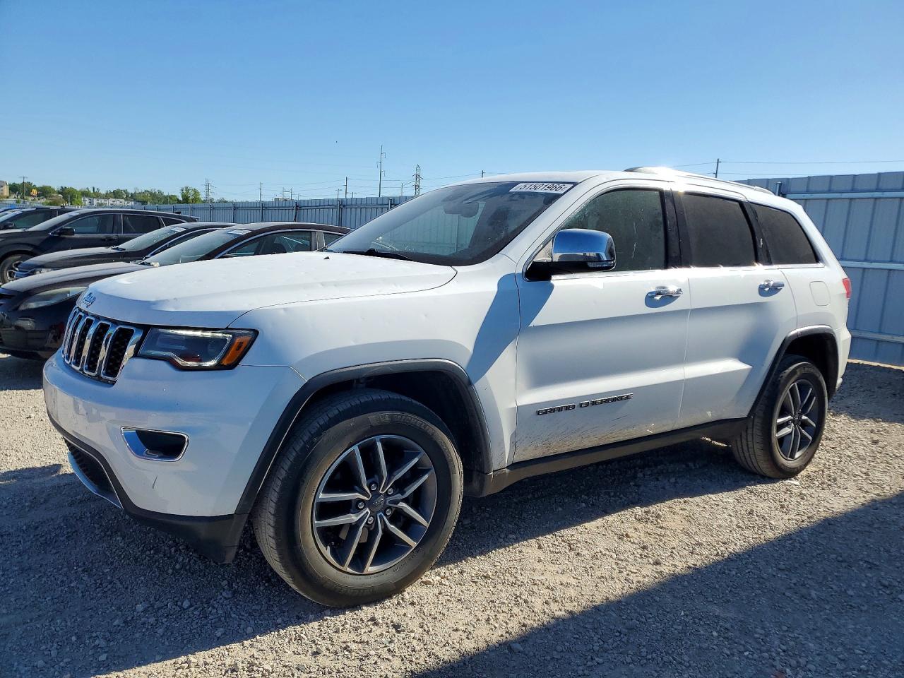 Salvage Jeep Grand Cherokee Image
