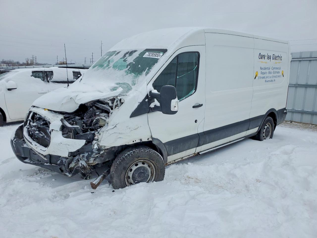Salvage Ford Transit Image