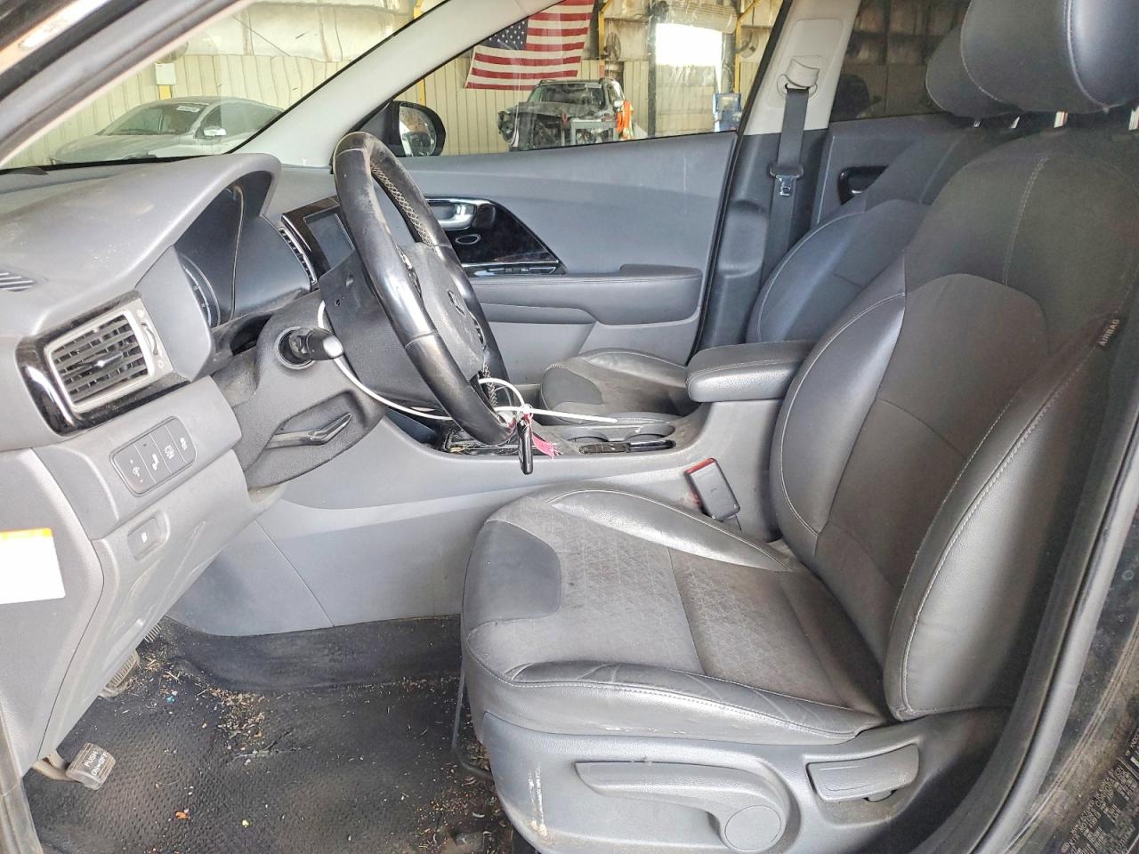 Kia Niro Ex