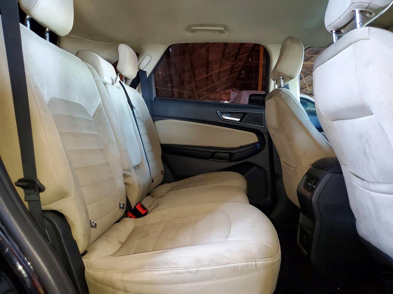 Ford Edge Se