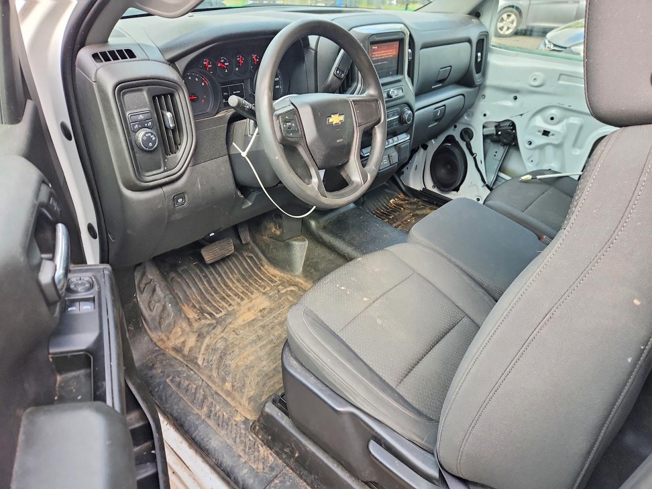 Chevrolet Silverado C1500