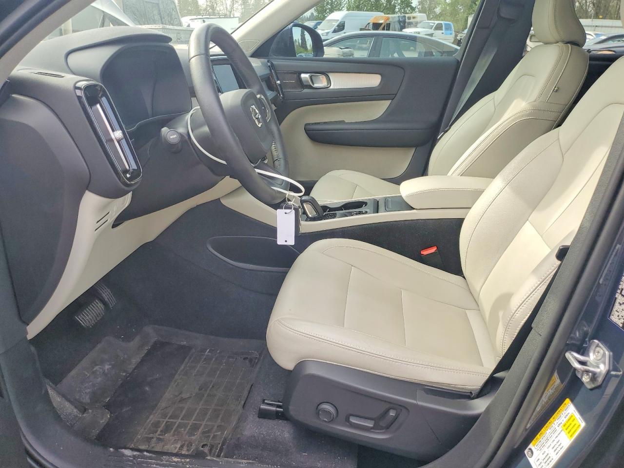 Volvo XC40 T5 Momentum