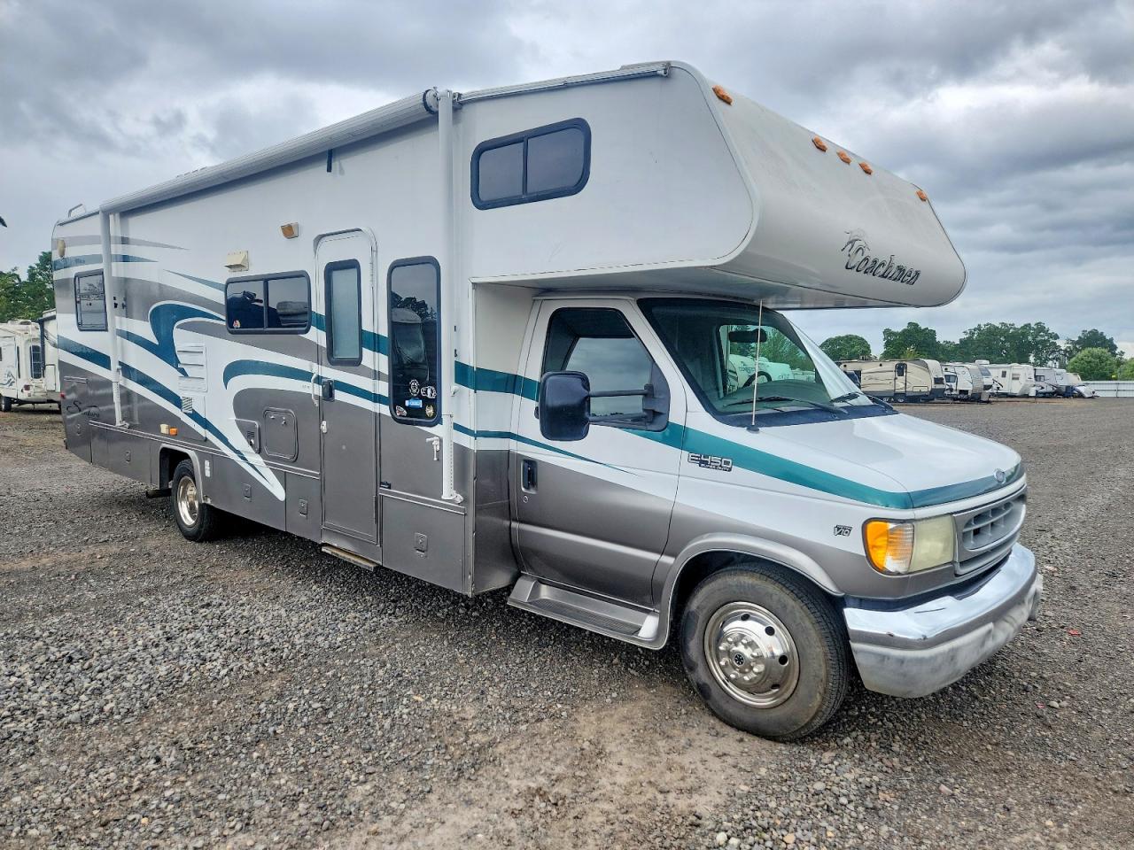 Salvage Coachmen Santara Image