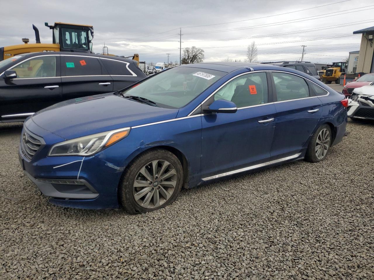 Salvage Hyundai SONATA Image